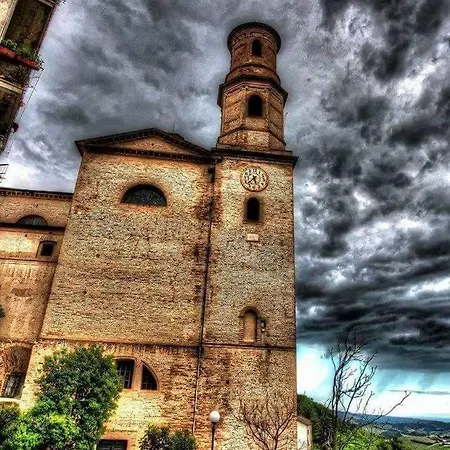 La Casa Del Duca * Montalto delle Marche